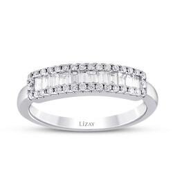 0.47 Carat Diamond Baguette Ring - 1