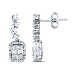 0.66 Carat Diamond Baguette Earrings 