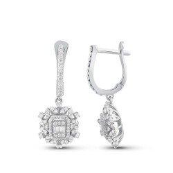 0.73 Carat Diamond Baguette Earrings - 1