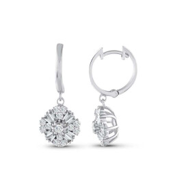 0.77 Carat Diamond Baguette Earrings - 1