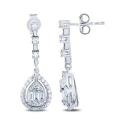 0.79 Carat Diamond Baguette Earrings - 1