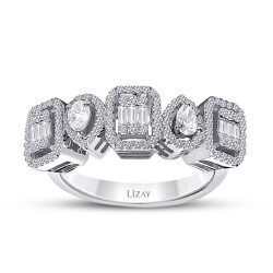 0.79 Carat Diamond Baguette Ring - 1