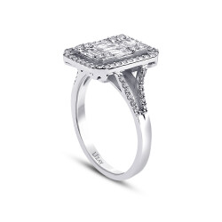 0.81 Carat Diamond Baguette Ring - 2