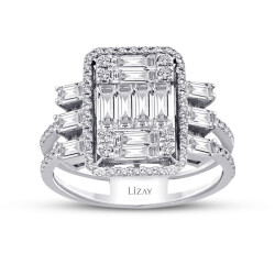 1.32 Carat Diamond Baguette Ring - 1